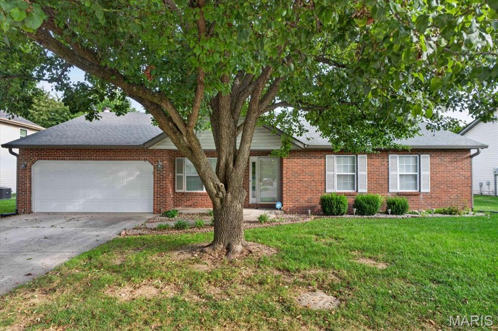 801 Green Haven Drive — photo