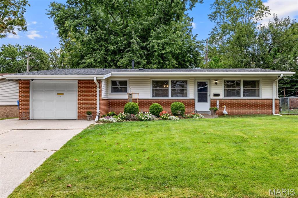 1320 Paddock Drive — photo