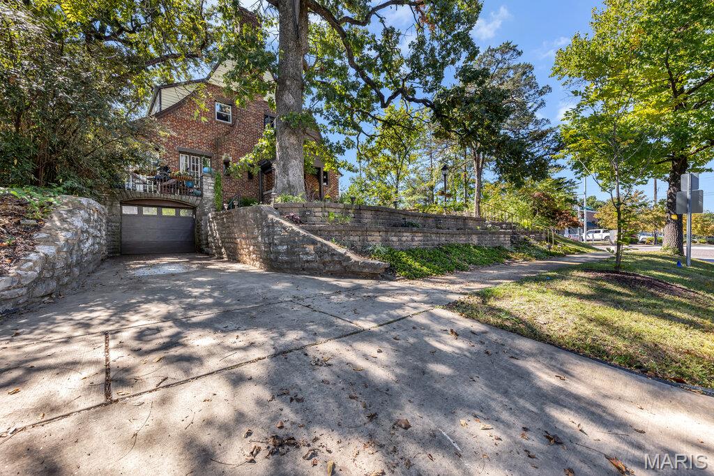 Home in Brentwood, MO 63144 — photo 2