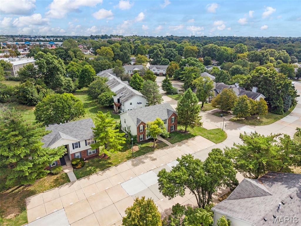 1504 Surrey Lane C — photo