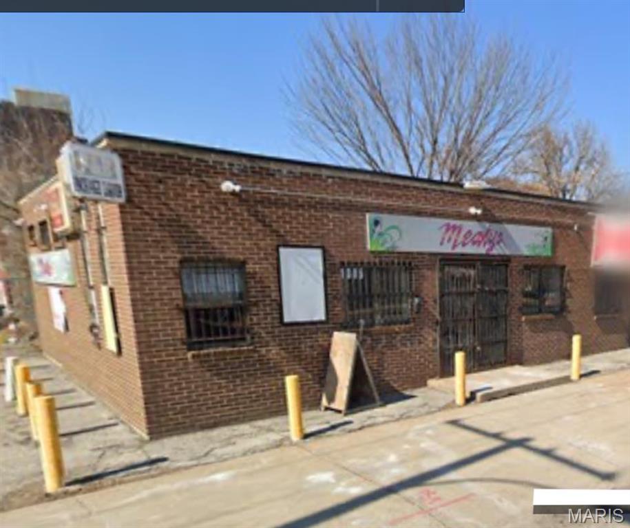 4101 Page Boulevard — photo