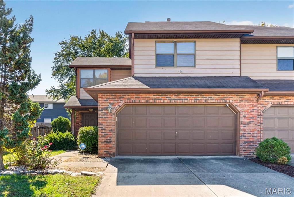 2206 Greenfield Drive — photo