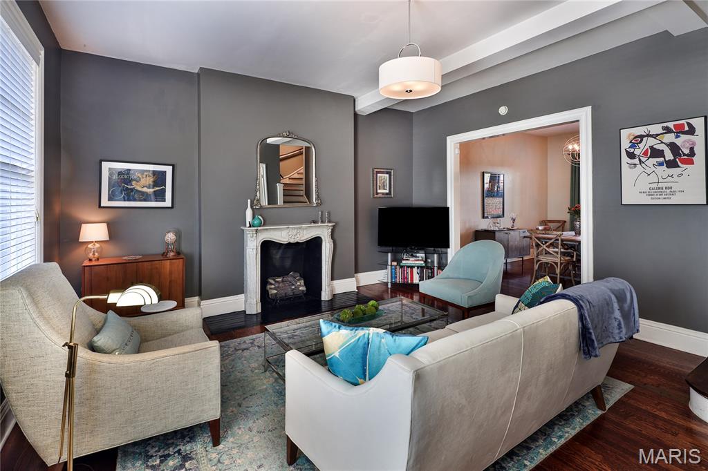 4943 Laclede Avenue Unit 1W — photo