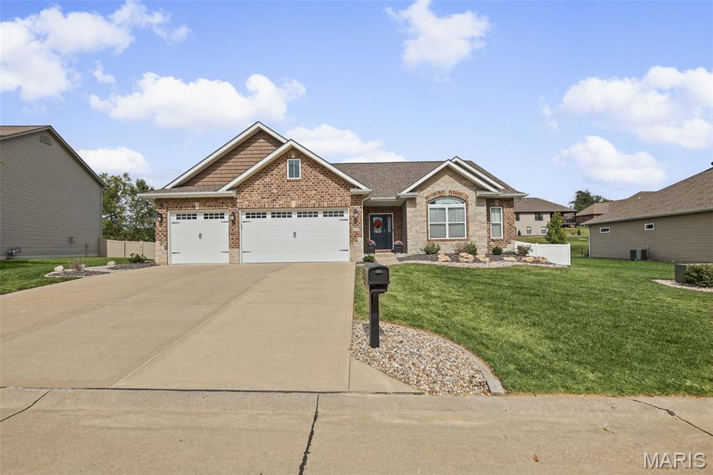 105 Stonebridge Crossing Drive — photo