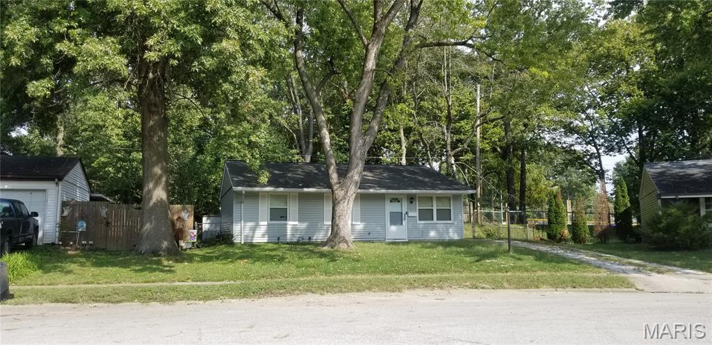 41 Scarlet Drive — photo