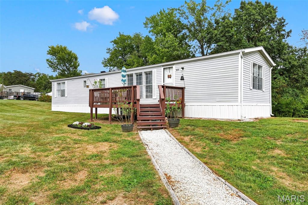 120 Pleasant View Drive — photo
