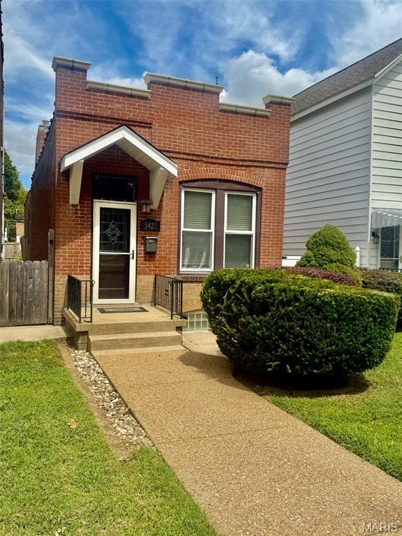 5425 Odell Street — photo