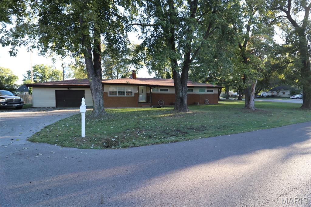 501 Old Caseyville Road — photo