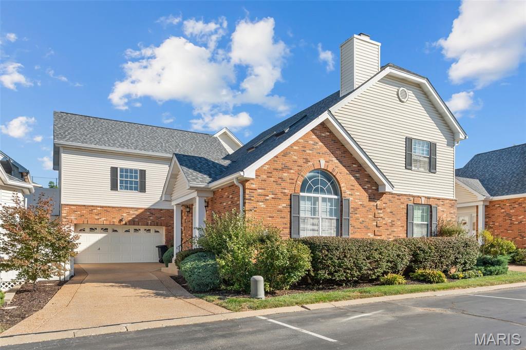 7463 Woodlawn Colonial Lane — photo