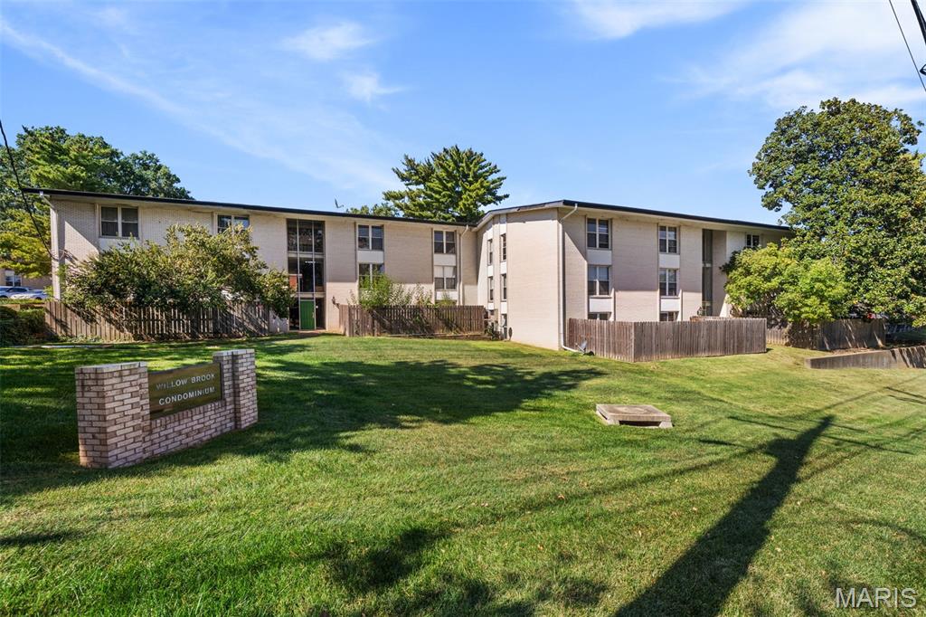 10421 Briarbend Drive Unit 7 — photo