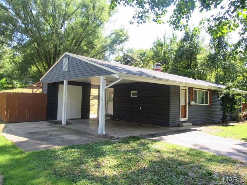 6022 Midway Circle — photo
