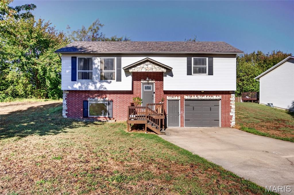 601 Twin Valley Drive — photo