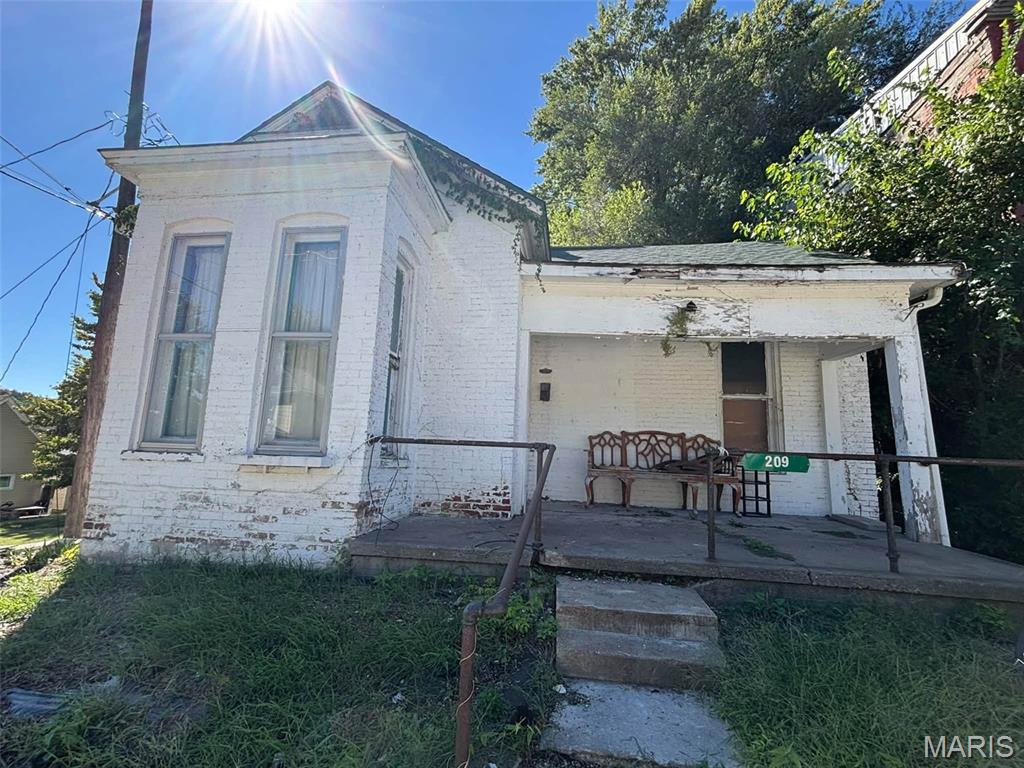 209 S 7th Street — photo