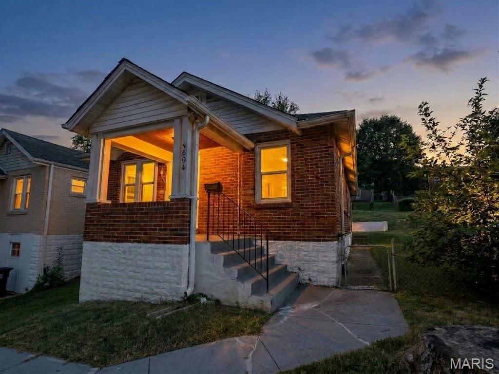 4604 June Avenue — photo