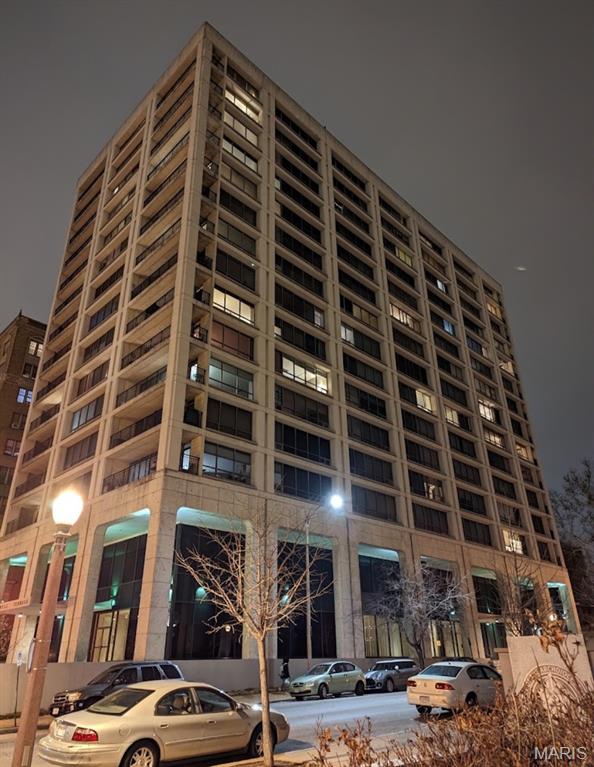 4501 Lindell Boulevard 14G — photo