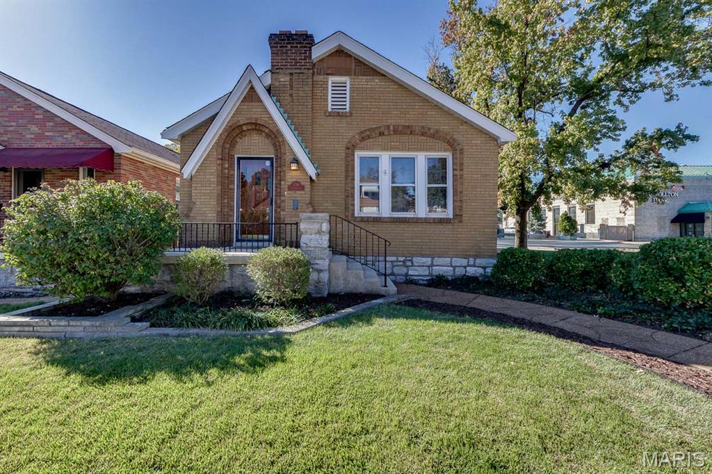 5748 Devonshire Avenue — photo