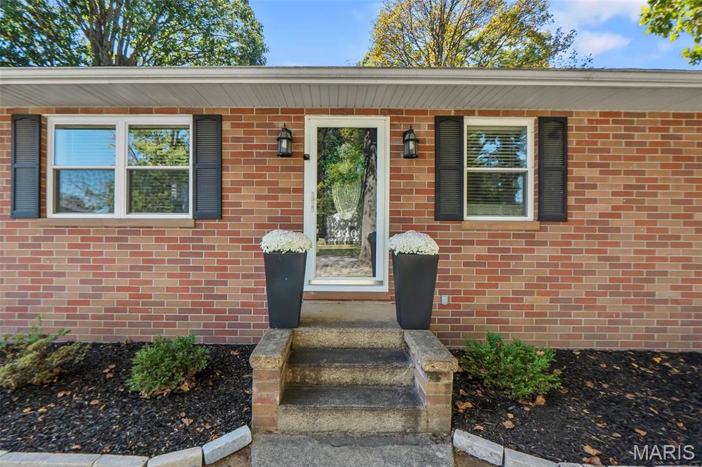 330 Gray Avenue, Chaffee, MO 63740 — photo 3