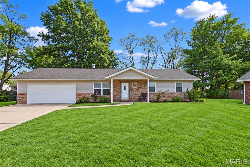 526 Bluestem Court — photo