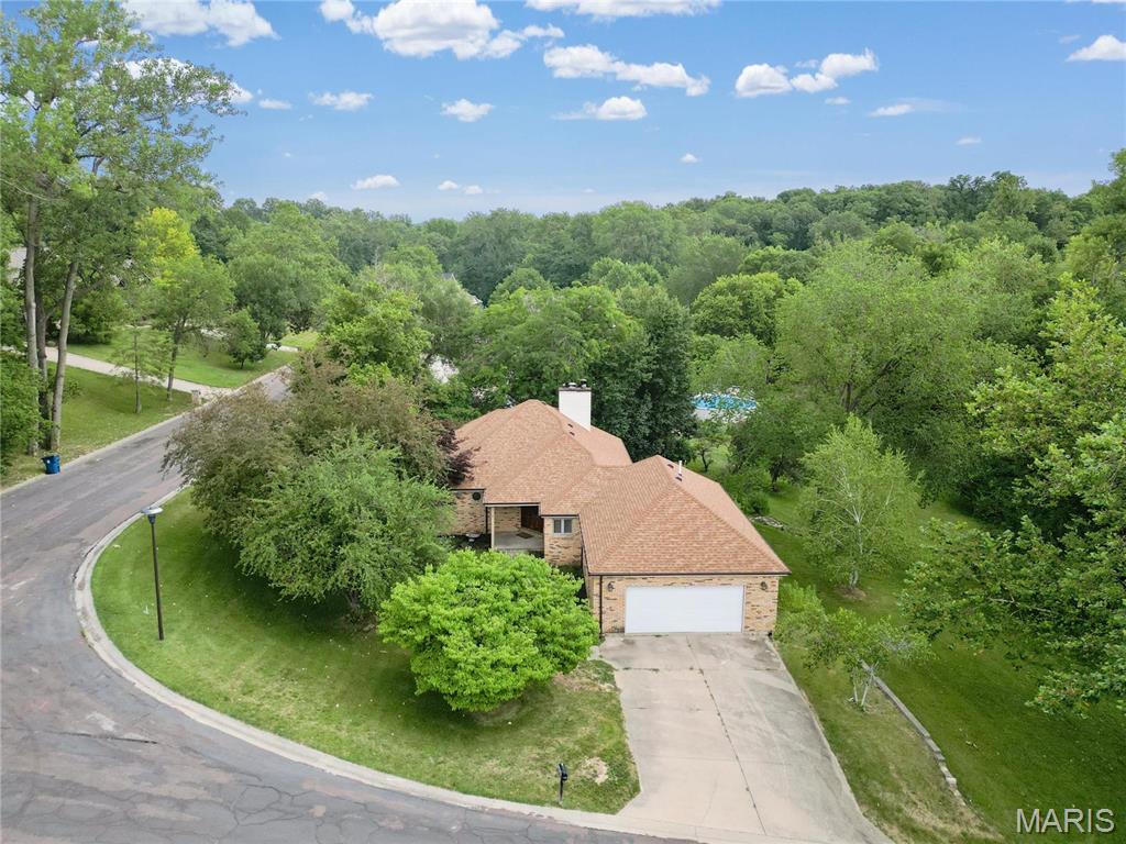 102 Hillside Court — photo