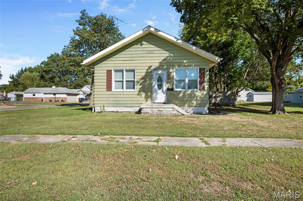 305 W Wilson Avenue — photo