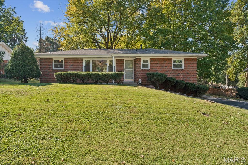 42 Dorchester Drive — photo