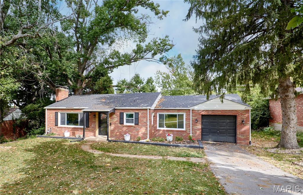 153 Signal Hill Drive — photo