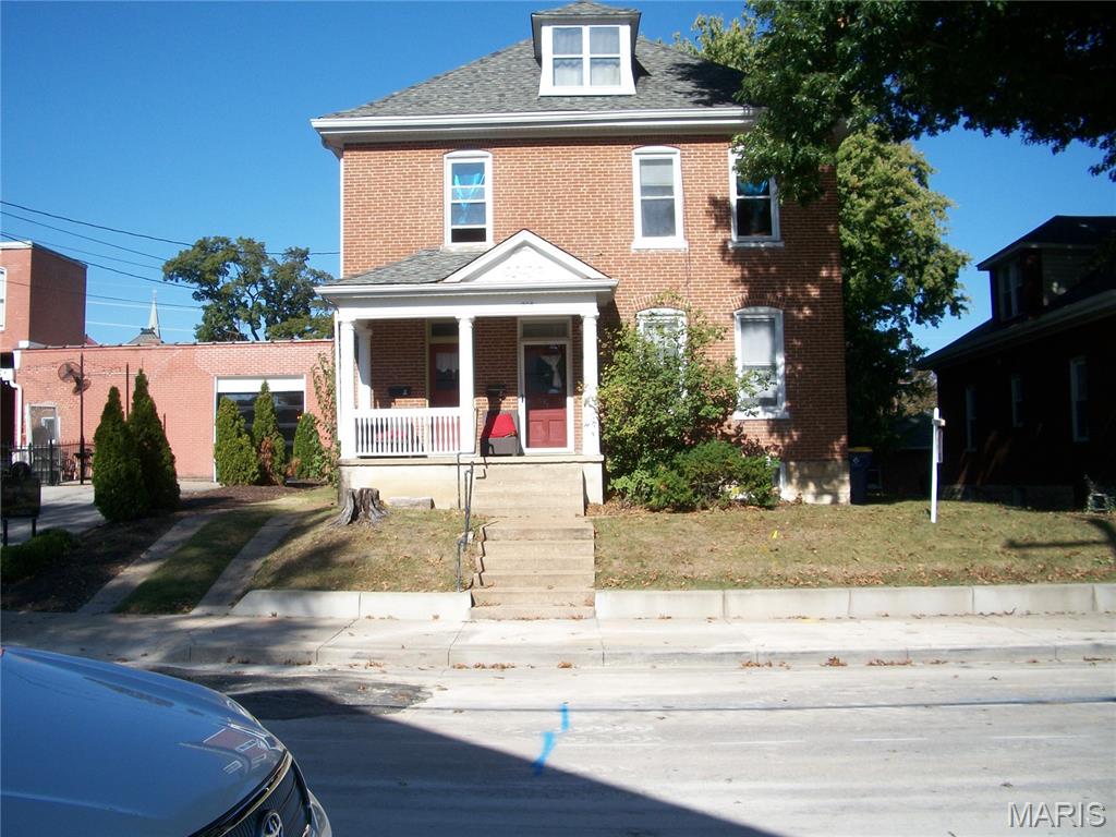 205 W Fourth Street — photo