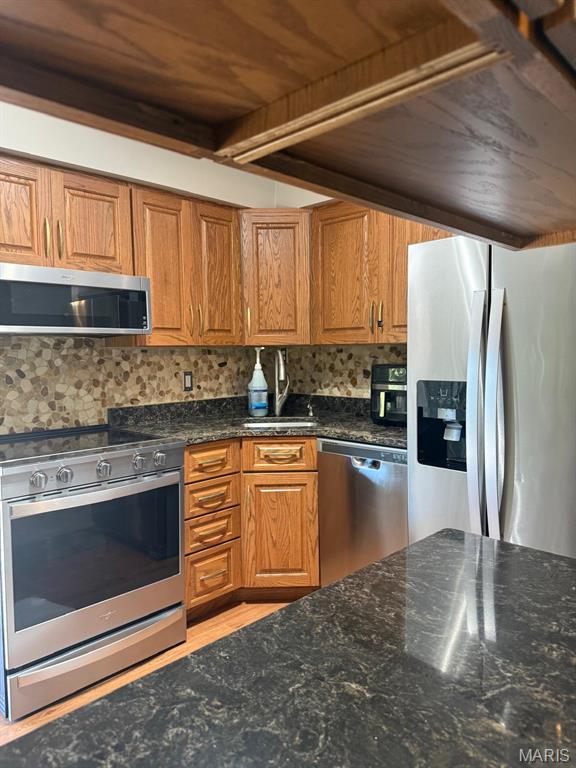Home in Florissant, MO 63033 — photo 2