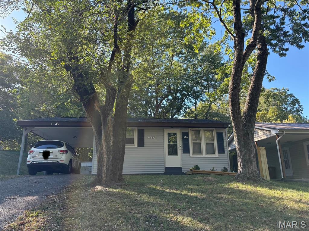 1417 N Missouri Street — photo