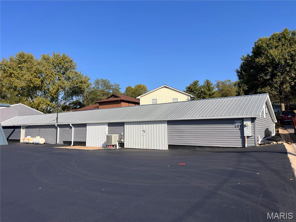 401 Zetta — photo