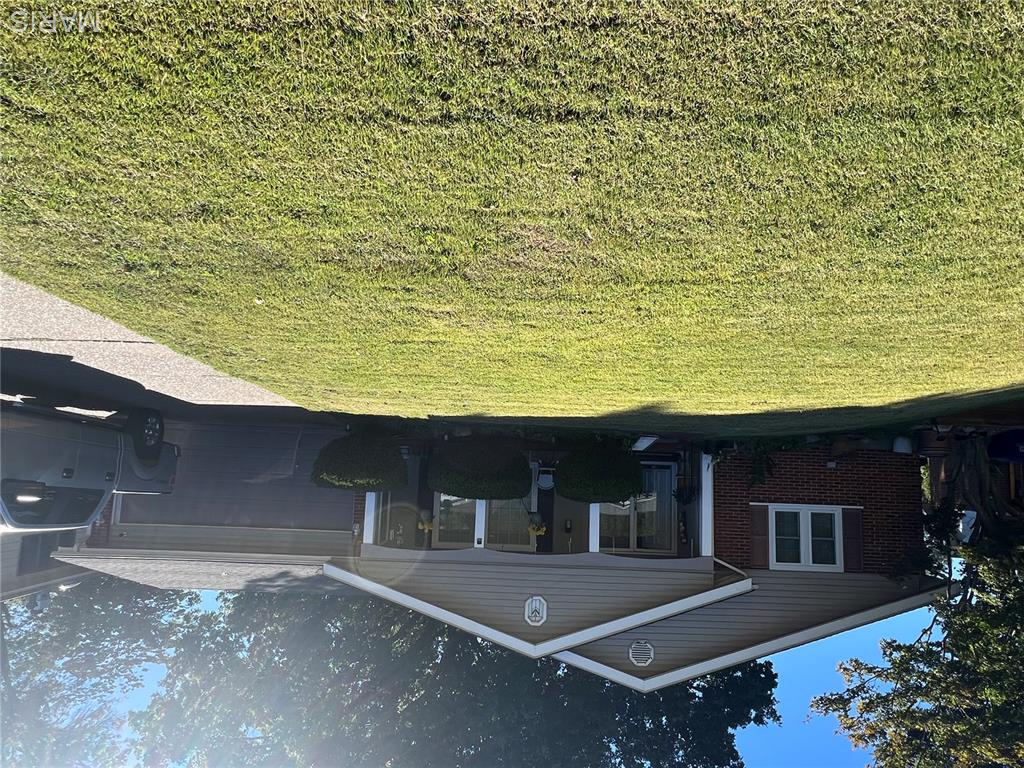 6 Fairway Court — photo