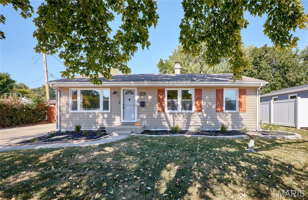209 N Duchesne Drive — photo