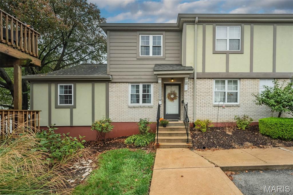 1435 Oriole Place — photo