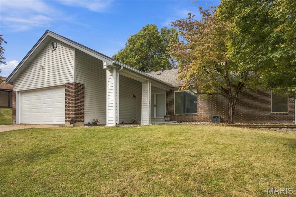 12215 Foxpoint Drive — photo