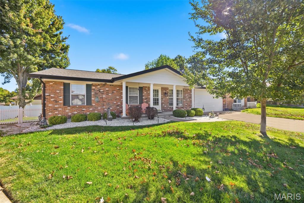 5858 Hunterbrook Court — photo