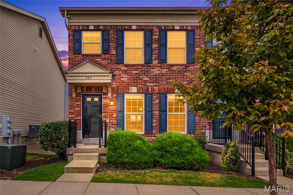 305 Willott Square Drive — photo