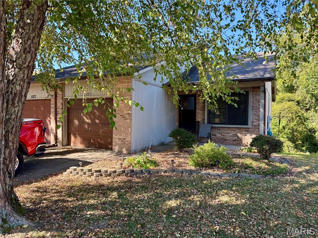 1279 Ridgewood Court — photo