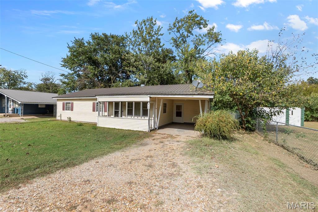 412 E Union Street, Clarkton, MO 63837 — photo 3