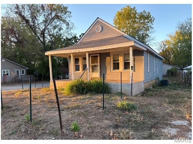489 Miller Street — photo