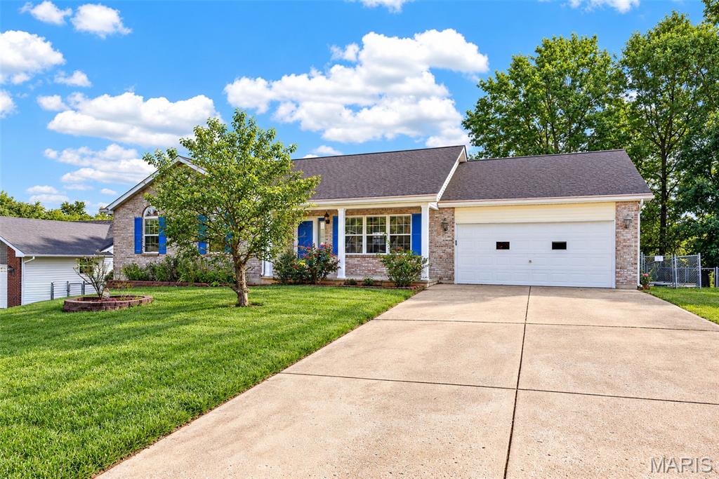 1216 Shingle Oak Court — photo