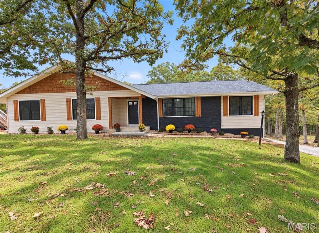 6 Kathryn Drive — photo