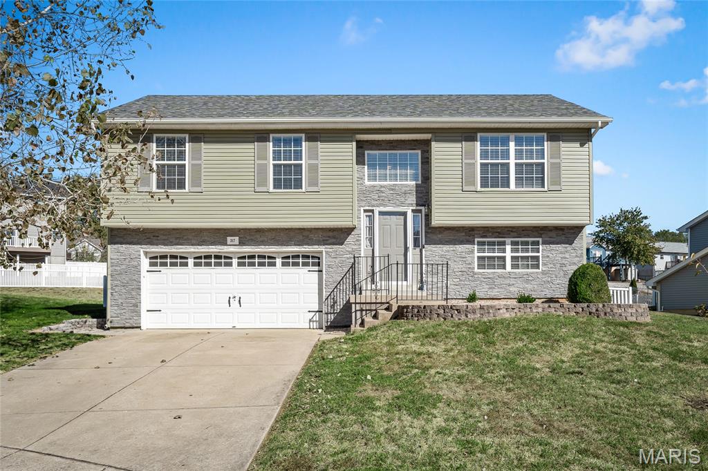317 Winding Way Court — photo