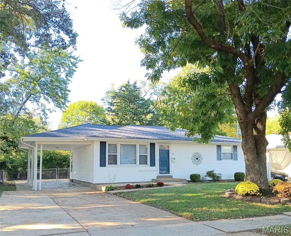 23 Manor Drive — photo