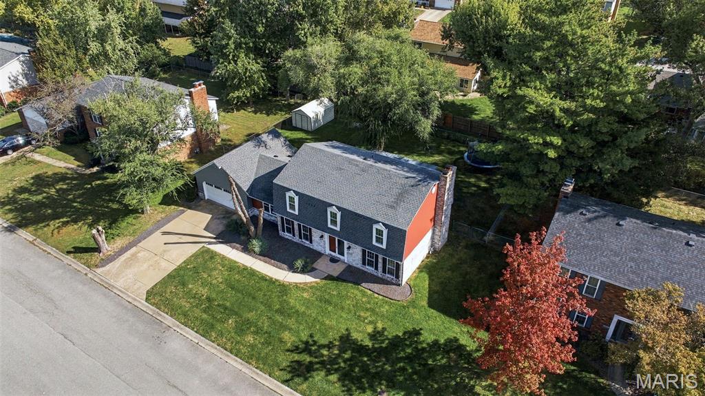 810 Meadowlark Drive — photo