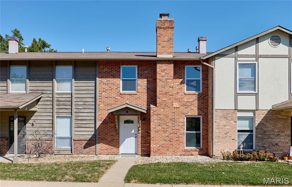 21 Park Charles Boulevard S Unit B — photo