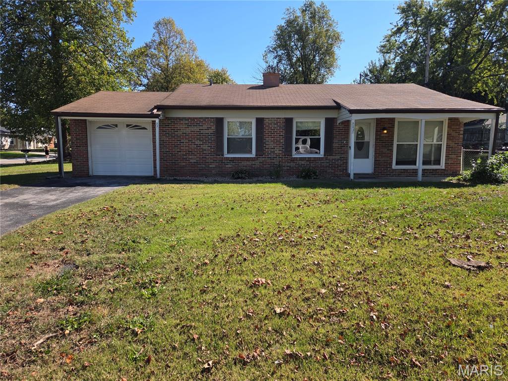 33 Steeplechase Drive — photo