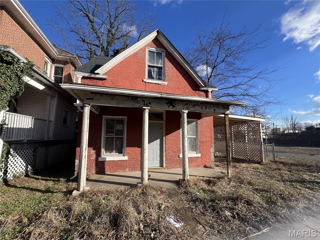 32 N Ellis Street — photo