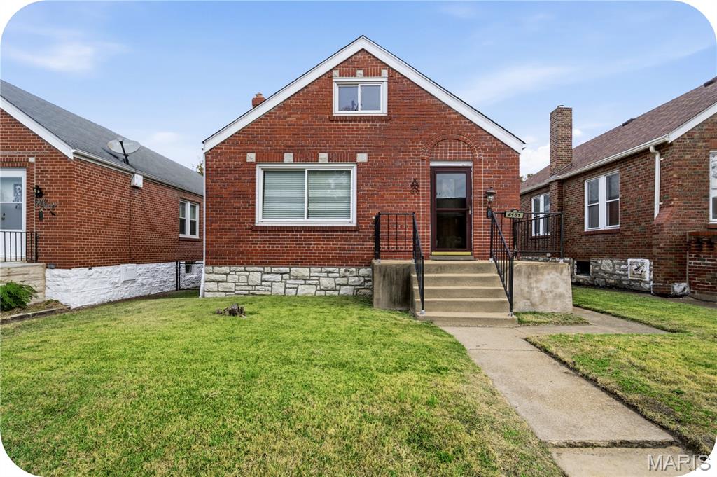 4151 Loughborough Avenue — photo