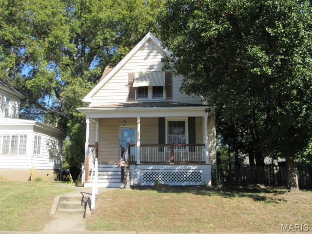 1827 W a Street — photo