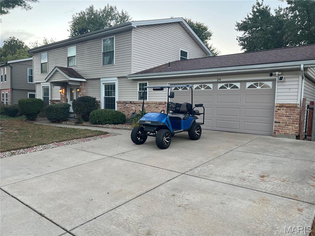 Home in St Peters, MO 63376 — photo 2